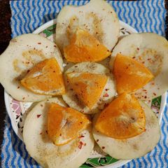 A picture of Guava kinu salad.