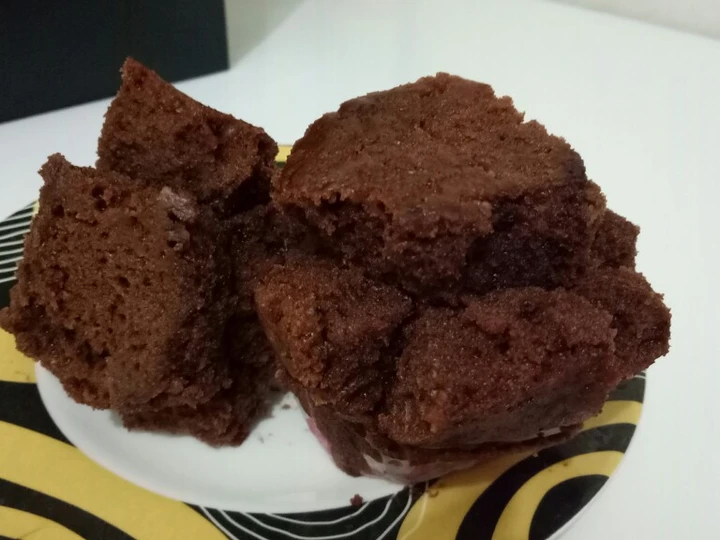 Langkah Mudah untuk Menyiapkan Resep Bolu kukus milo no egg no mixer #bikinramadanberkesan yang  Bikin Ketagihan Anti Ribet, Mantap