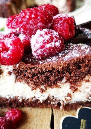 Foto de CHEESECAKE-BOLO DE CACAU DE FORNO