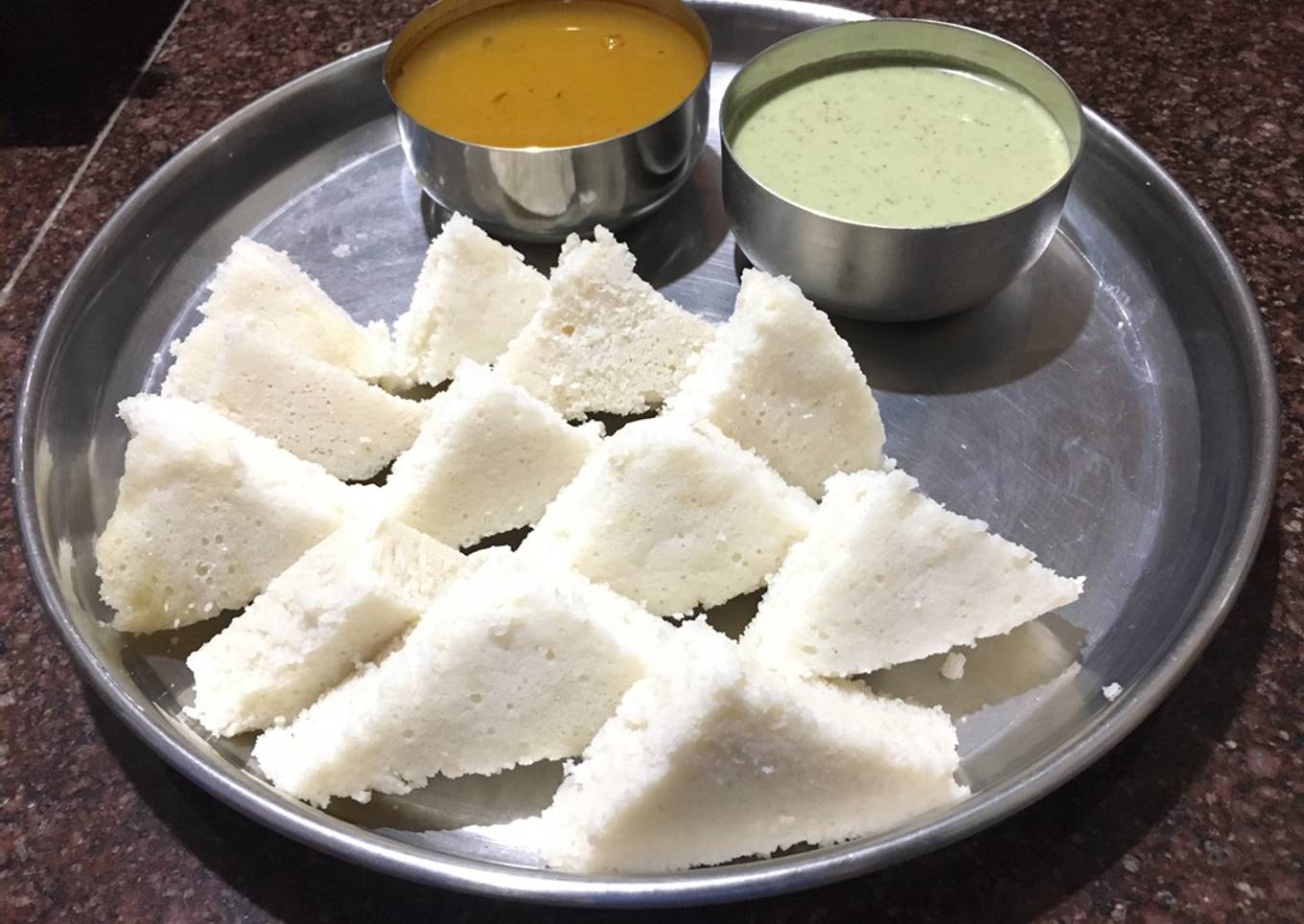 Triangle Idli & Sambar & Coconut chutney