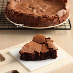 A picture of Flourless Chocolate Cake [Gluten Free].