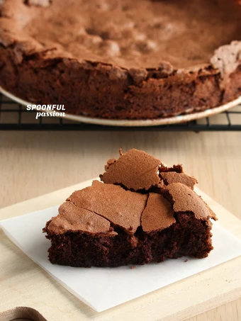 Easy Steps Prepare Recipes Flourless Chocolate Cake [Gluten Free] the Delicious Can Pamper Your Tongue.
