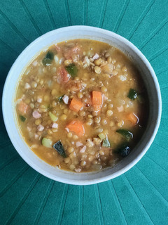 Una foto de Lentejas con verduras