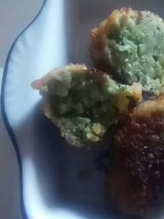 Una foto de 31. Croquetas de espinacas y pollo