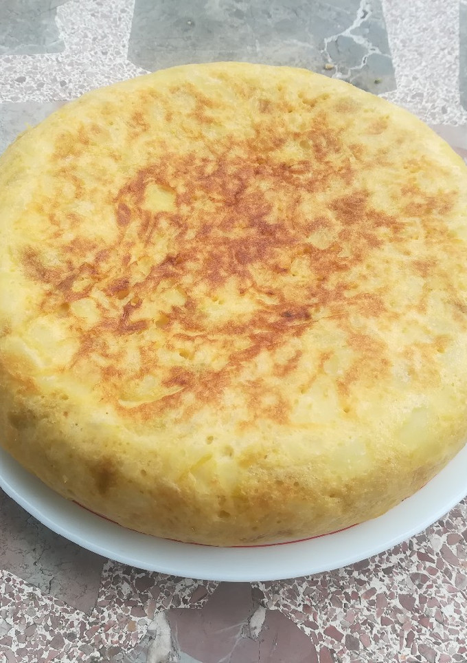 Una foto de Tortilla de patata con puerro