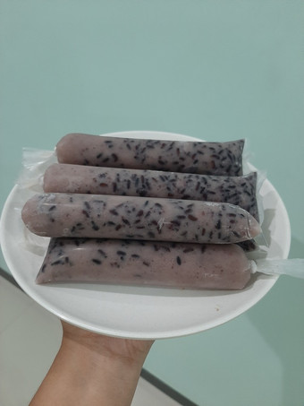 Cara Gampang Membuat Es Lilin Ketan Hitam yang Enak Banget