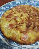 Tortilla de papa con jamón y queso
