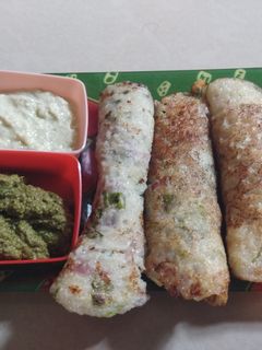 રોલ ઉત્તપમ (Roll Uttapam Recipe In Gujarati) રેસીપી મુખ્ય ફોટો