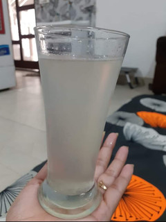 A picture of Lemonade.