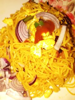 ইপ্পী চাও (yippee chow recipe in Bengali) রেসিপির প্রধান ছবি