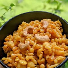 A picture of Meethi boondi.