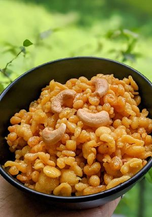 A picture of Meethi boondi.