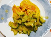 Una foto di petto di pollo zenzero