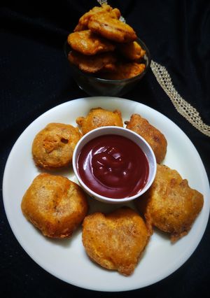A picture of Bottle gourd fritters.