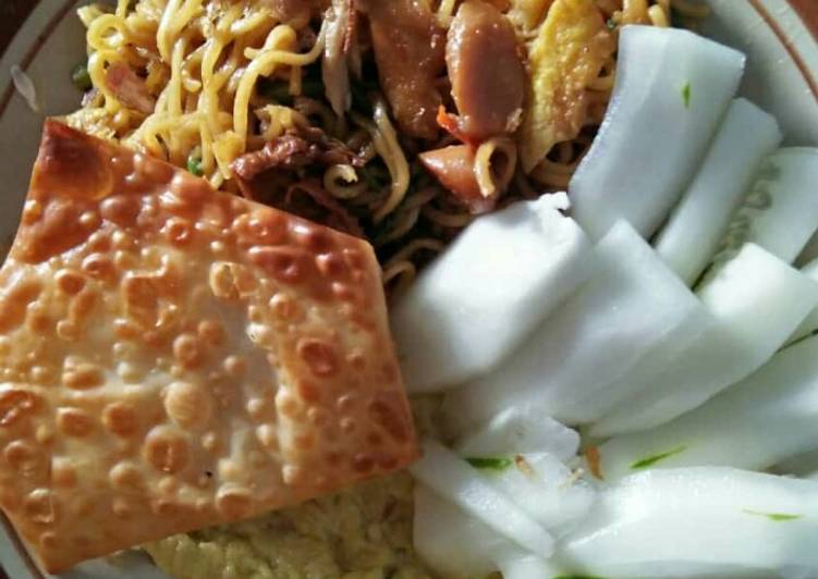 Langkah Mudah untuk Membuat 9.Mie goreng omelet Anti Gagal