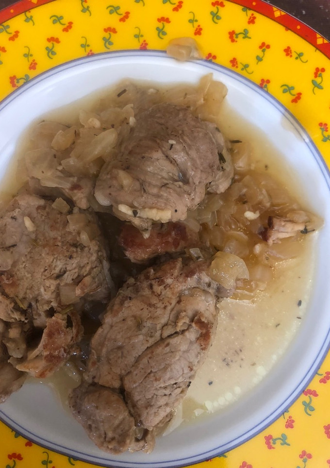 Una foto de Solomilllo encebollado