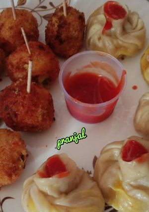 A picture of Veg Lollipop and Momos.