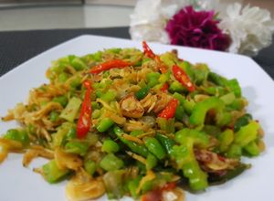 Foto resep Tumis pare udang rebon