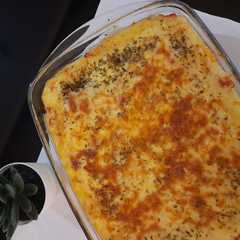 A picture of Spaghetti Brulee.