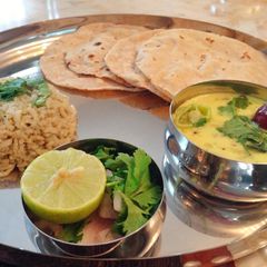 A picture of Mirchi Khatti-Meethi Kadhi.