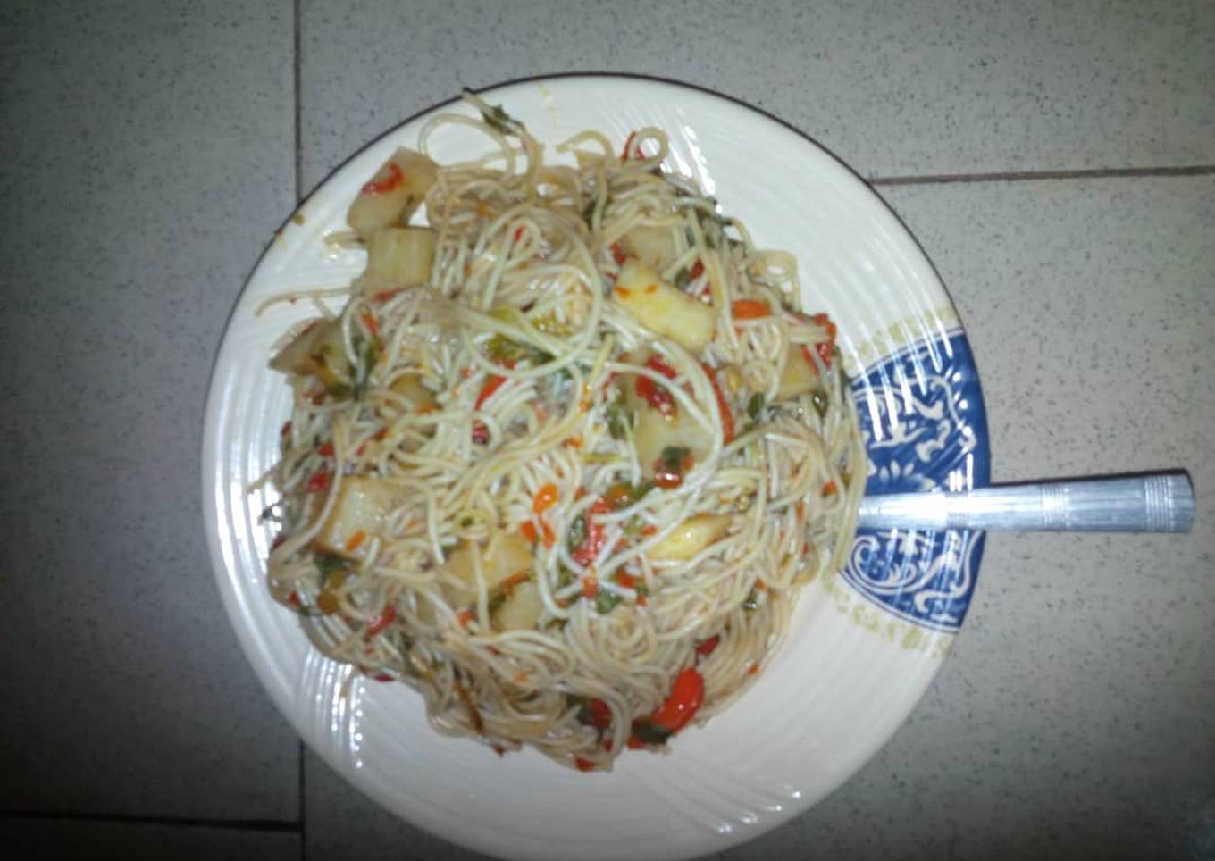 Jollof din taliya da doya