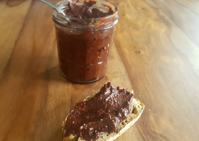 Pâte à tartiner au chocolat noir de Lo Reine - Cookpad