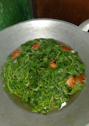 Foto resep 49. Sayur Bening Bayam by Uliz Kirei
