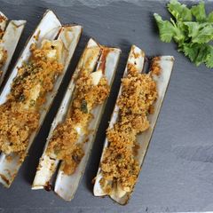 A picture of Baked Stuffed Razor Clams.