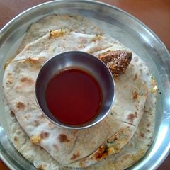A picture of Paneer roti.