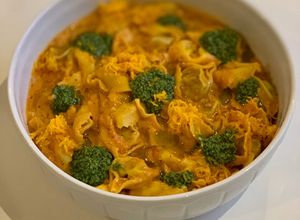 صورة لوصفة باستا رافيولي (بصلصة الطماطم و البيستو) لذيذة🍝😋