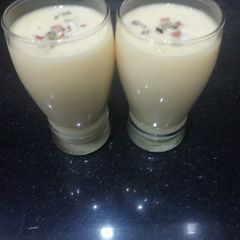 A picture of Mango Milkshake.