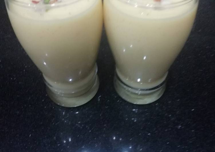 Easiest Way to Prepare Super Quick Homemade Mango Milkshake