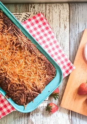 Foto resep Strawberry raisin pound cake