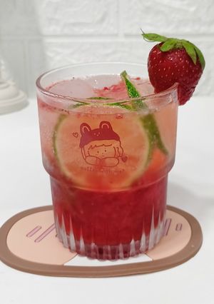 Foto resep Strawberry Mojito 🍓🍸