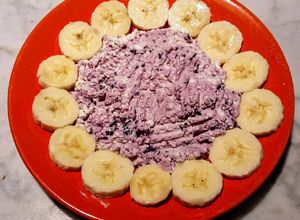 Foto di Pasticcio di Ricotta e Gelsi guarnito alla Banana