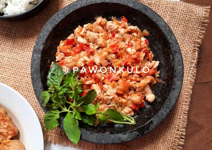 Bagaimana Menyiapkan Sambal Tempe Kemangi Anti Gagal