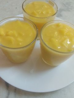 மேங்கோ கஸ்டர்ட் (Mango custard recipe nin செய்முறை முக்கிய புகைப்படம்