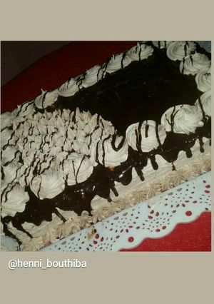صورة لوصفة كيكة بغاناش الشوكولا روعة 😍 رائعة