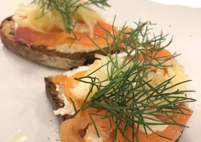 Salmon & Fennel Rye Toast