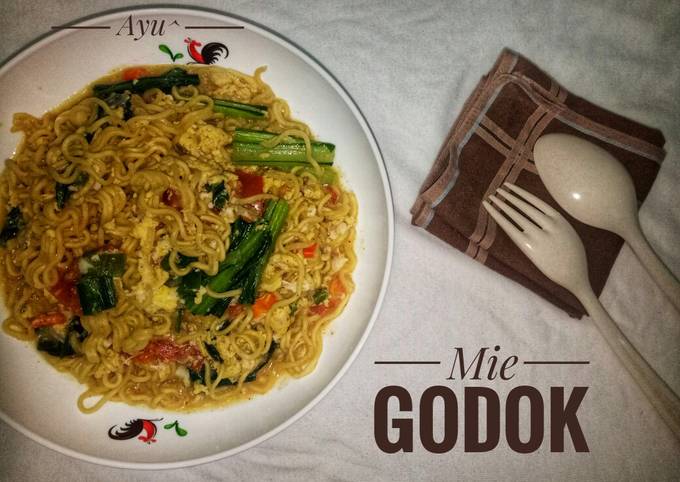 Mie Godok