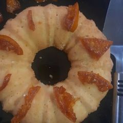 A picture of Orange chiffon cake.