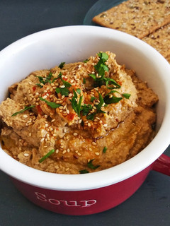 Una foto de Hummus de lentejas