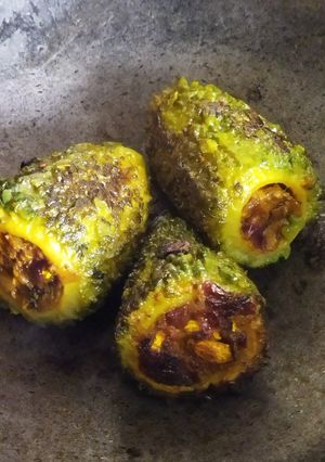 भरवां करेला (bharwa karela recipe in Hindi) रेसिपी मुख्य फोटो