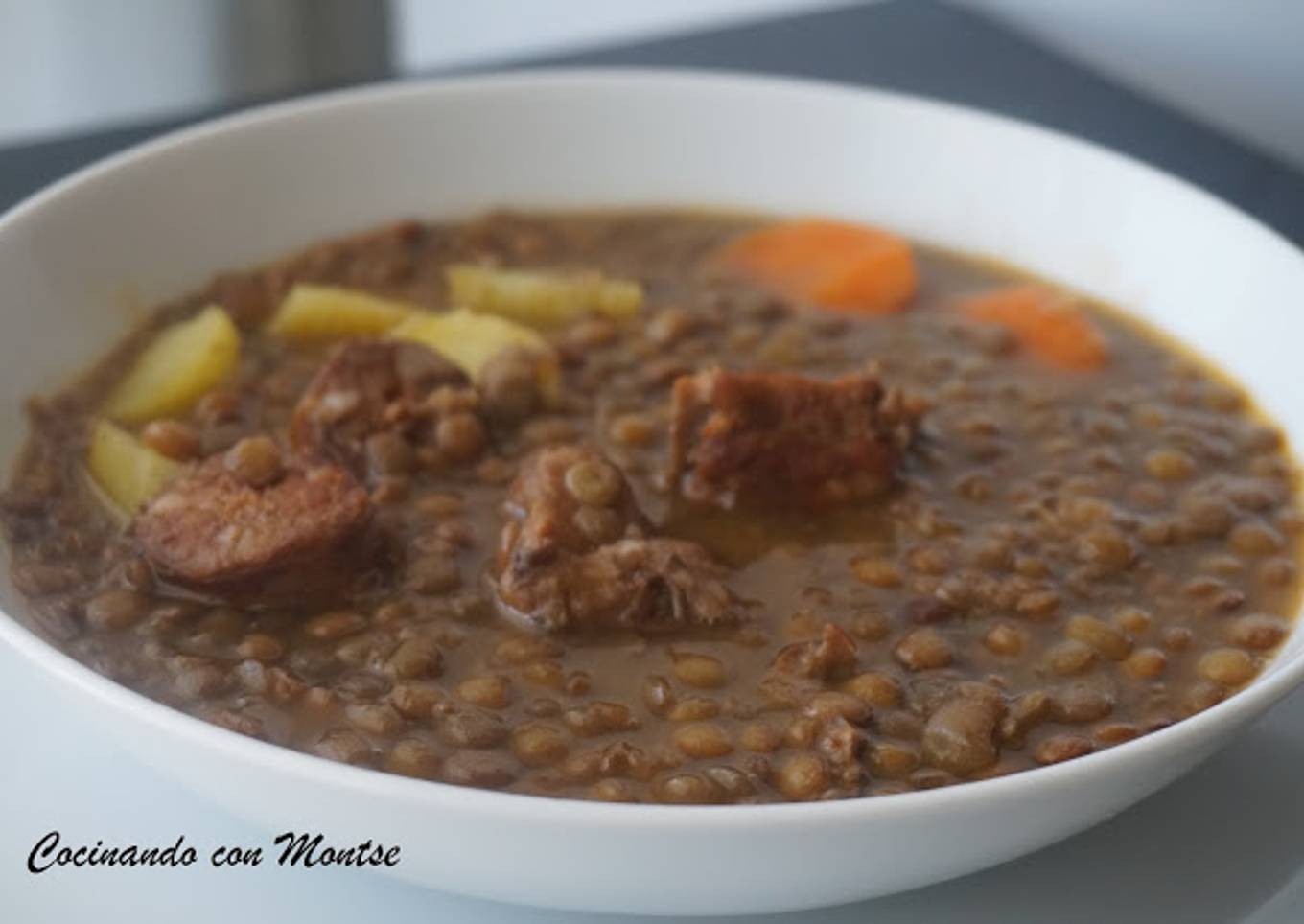 Lentejas guisadas con chorizo