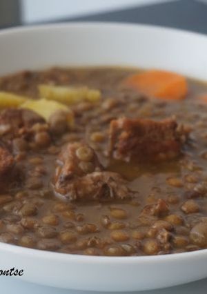 Una foto de Lentejas guisadas con chorizo