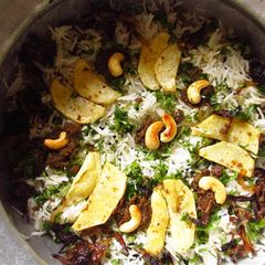 A picture of Fried Potato Dum Biryani.