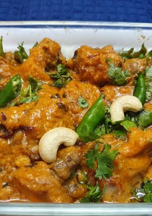 A picture of Mughlai Chicken Gravy.