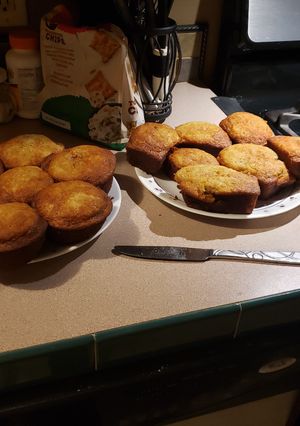 A picture of Banana Nut Muffins.