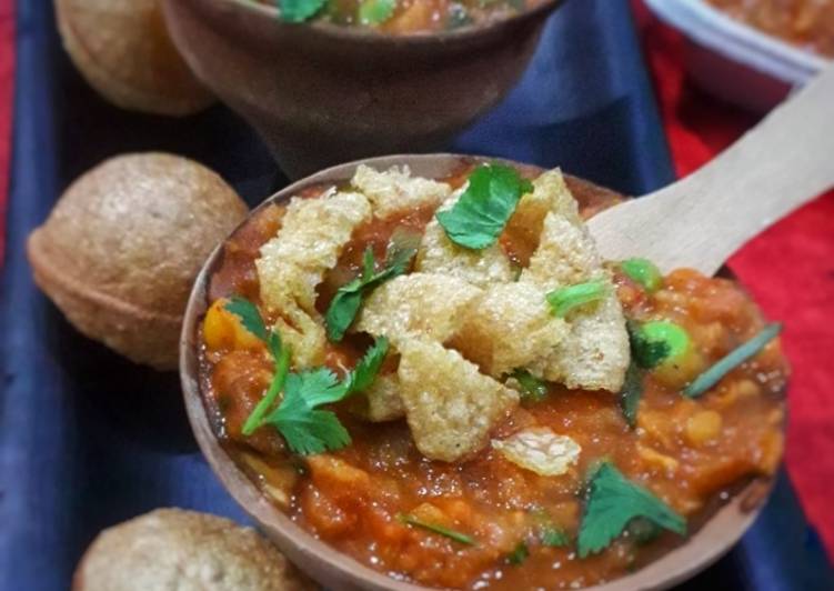 Simple Way to Prepare Homemade Tamatar chaat banarasi famous street food tasty and spicy