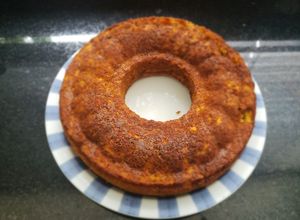 Una foto de Torta de 🍊🥕y semilla de amapola...